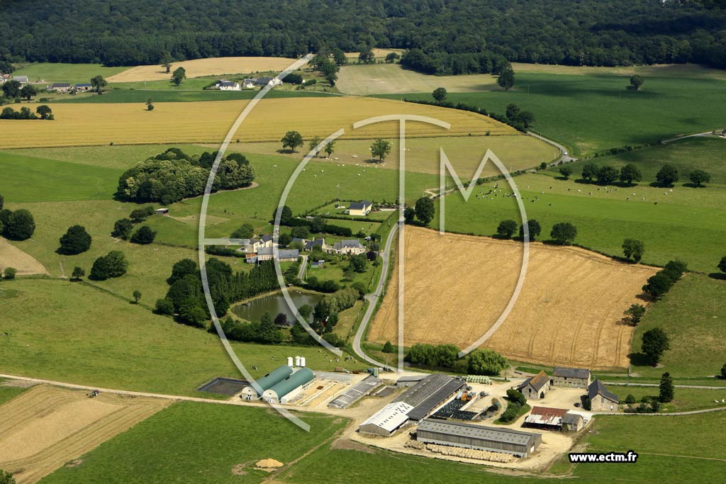 Photo arienne de Montourtier