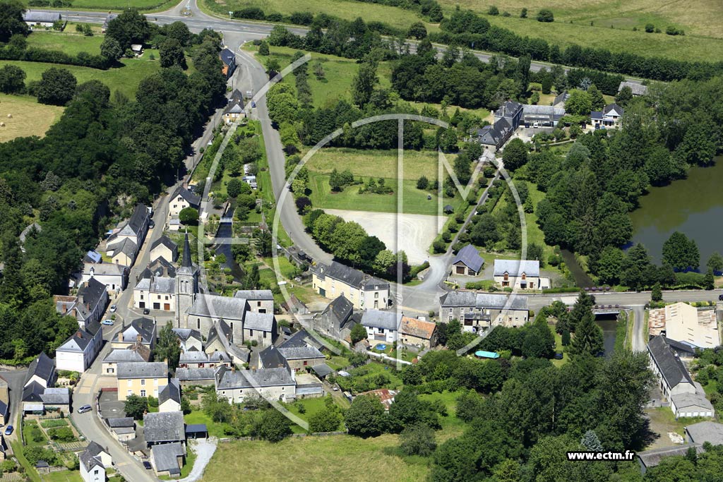 Photo arienne de Saint-Jean-sur-Erve