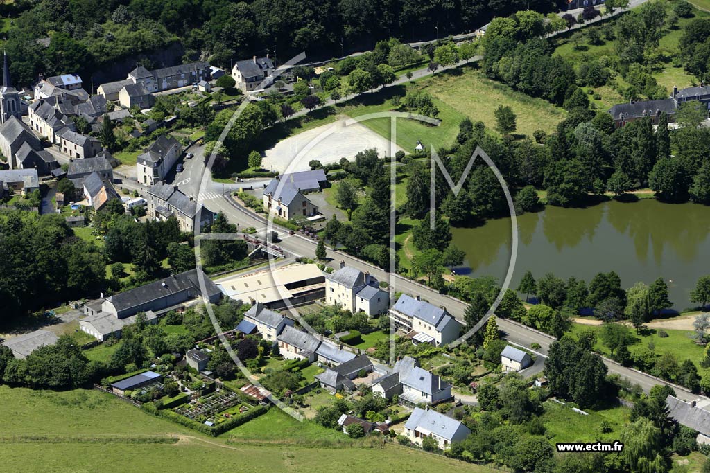 Photo arienne de Saint-Jean-sur-Erve