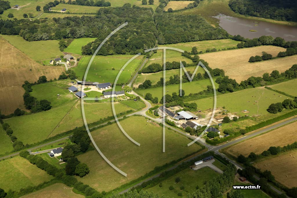 Photo arienne de Saint-Lger (le Clos Bertine - la Morinire - le Haut Chemin)