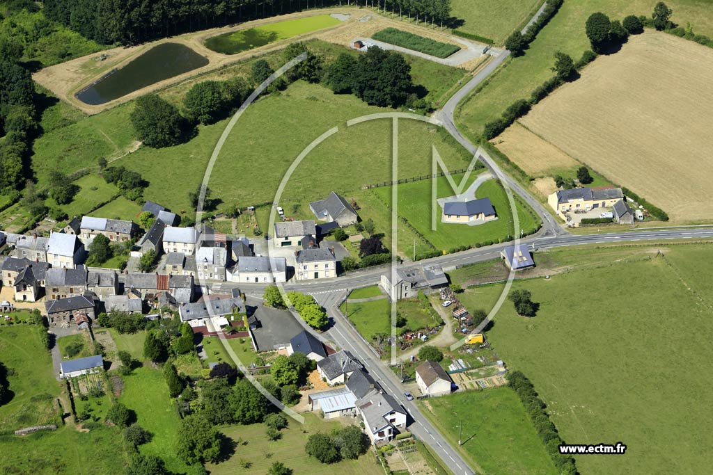 Photo arienne de Saint-Pierre-sur-Orthe