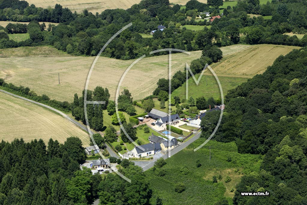 Photo arienne de Torc-Viviers-en-Charnie (le Gros Fouteau)