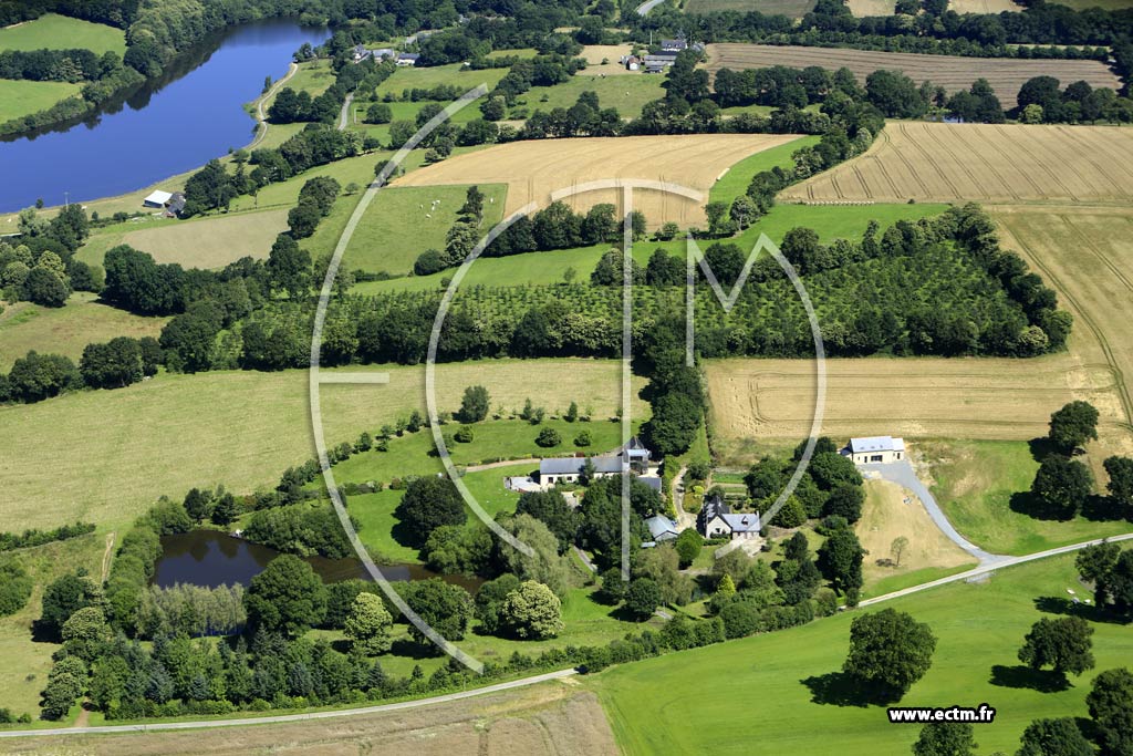 Photo arienne de La Chapelle-Erbre (le Grand Village)