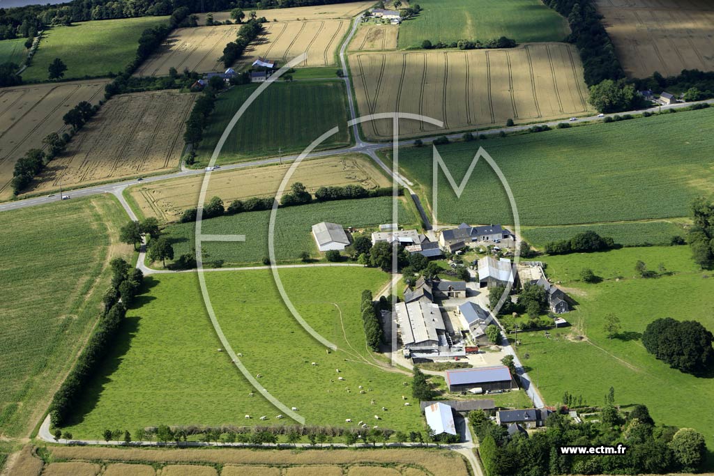 Photo arienne de Poc-les-Bois (la Gaulairie)