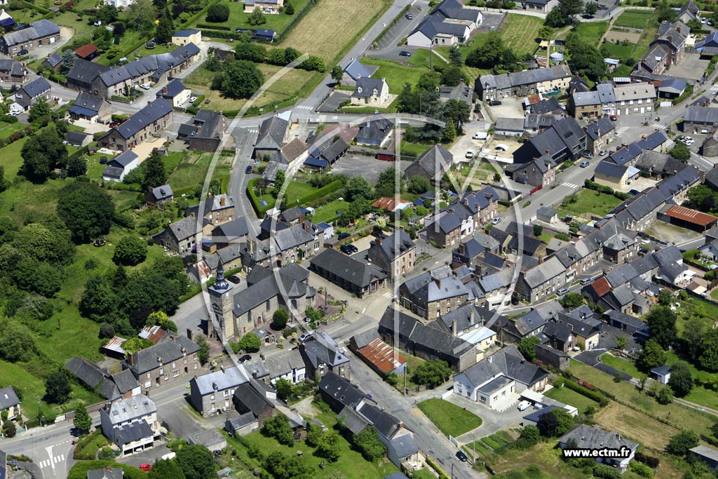 Photo arienne de Baulon
