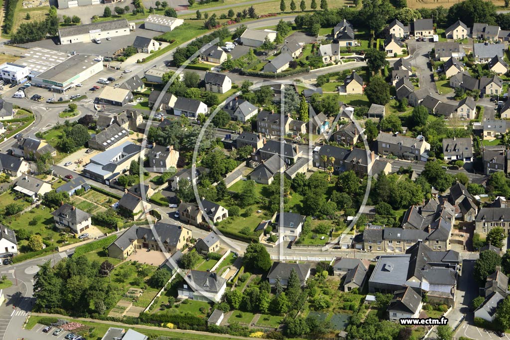 Photo arienne de Bourg-des-Comptes