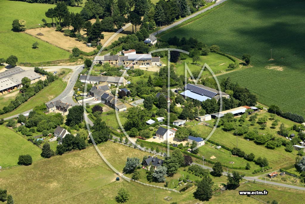 Photo arienne de Saint-Senoux (le Buisson)
