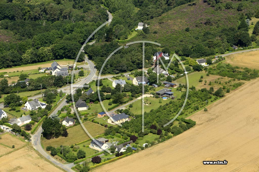 Photo arienne de Saint-Senoux (les Quatre Routes)