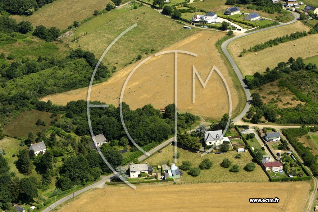 Photo arienne de Saint-Senoux (les Quatre Routes)