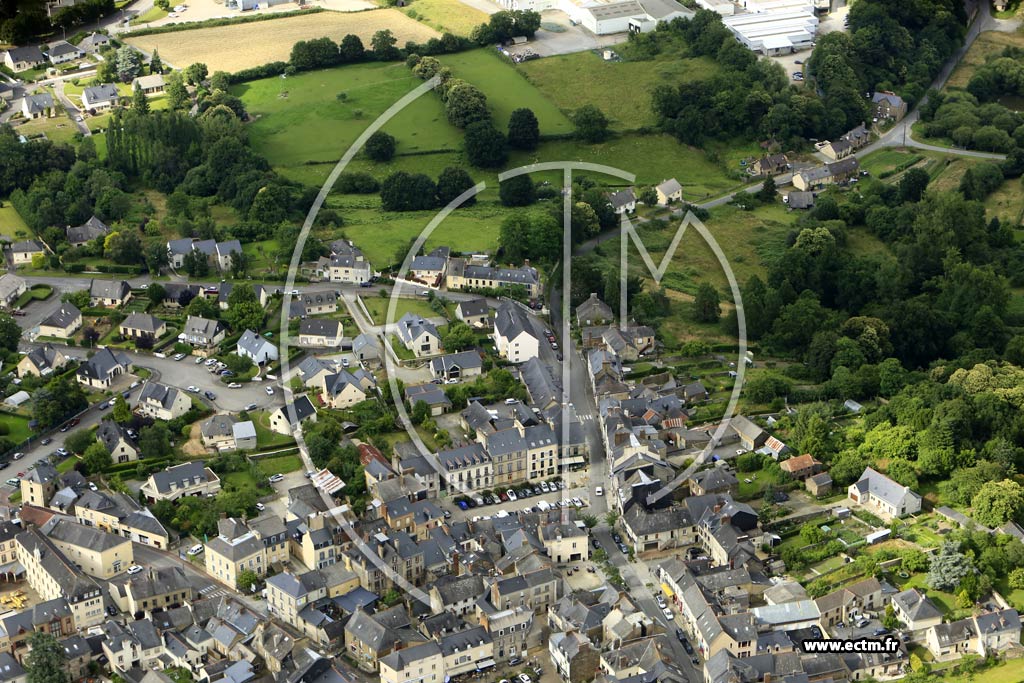 Photo arienne de Bain-de-Bretagne (Centre)