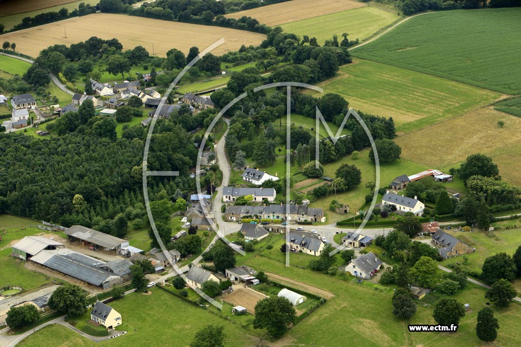 Photo arienne de Saint-Sulpice-des-Landes (la Belle Frie - la Galivelais)