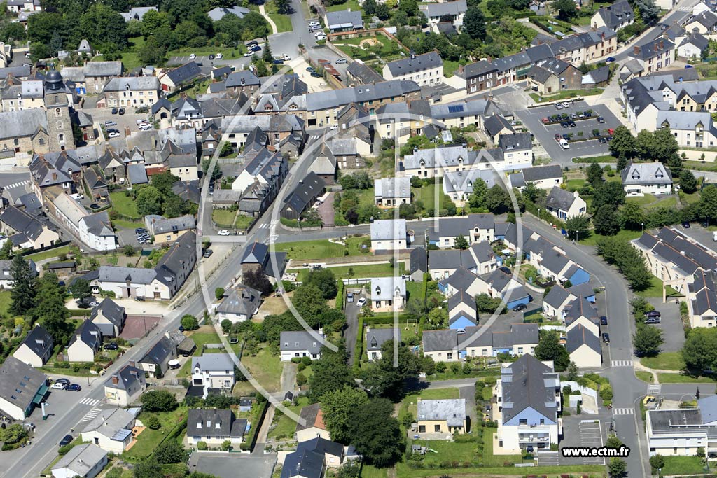 Photo arienne de Bral-sous-Montfort (Centre)
