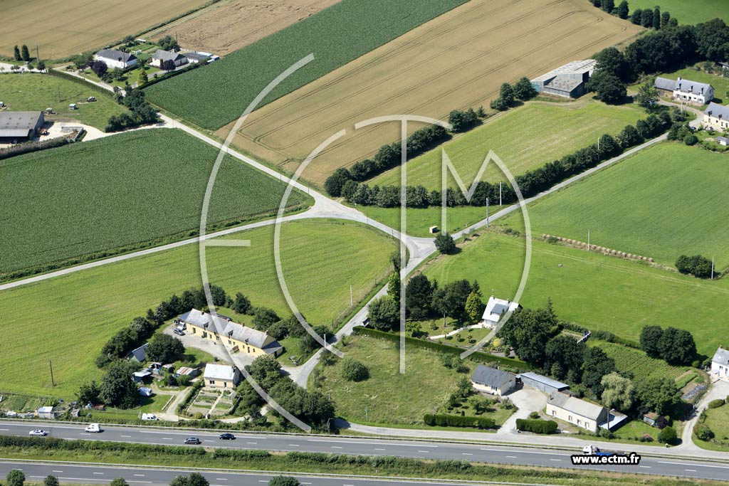 Photo arienne de Bral-sous-Montfort (l'Htel Gilles)