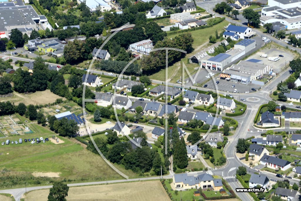 Photo arienne de Bral-sous-Montfort (le Chtelet)