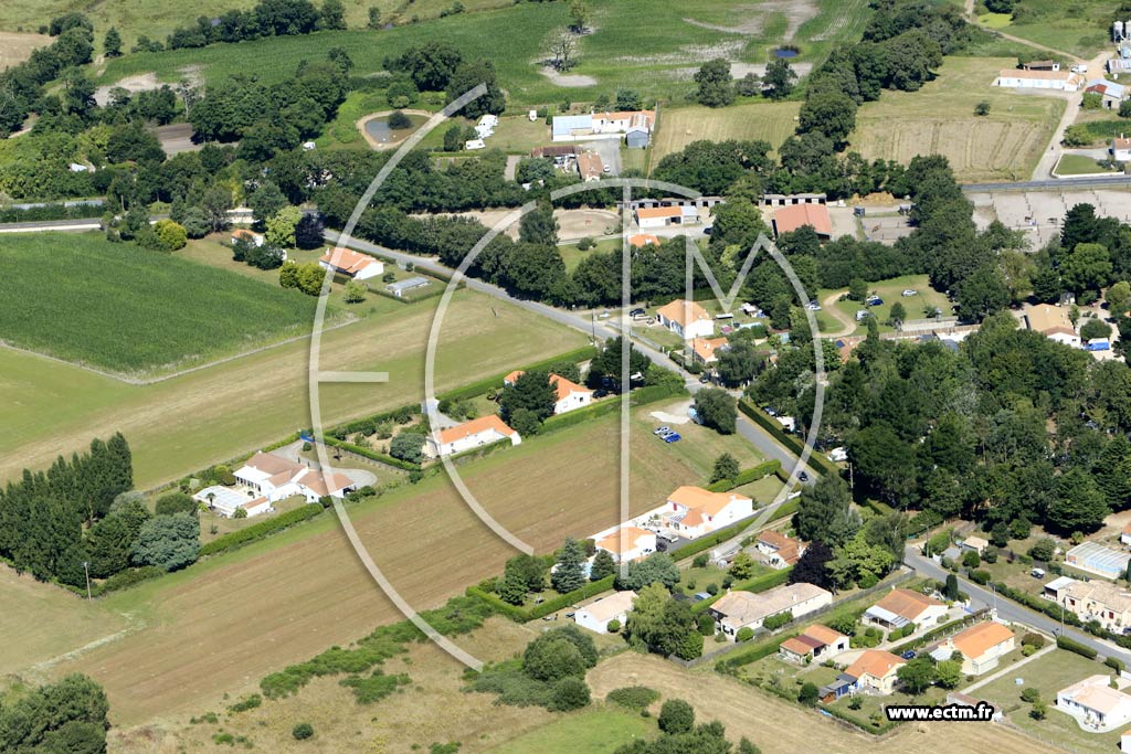 Photo arienne de Notre-Dame-de-Riez (les Renardires)
