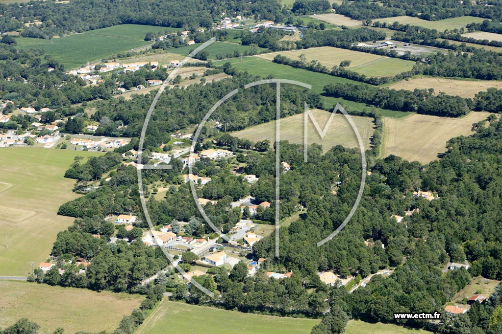 Photo arienne de Notre-Dame-de-Riez (Villevert)