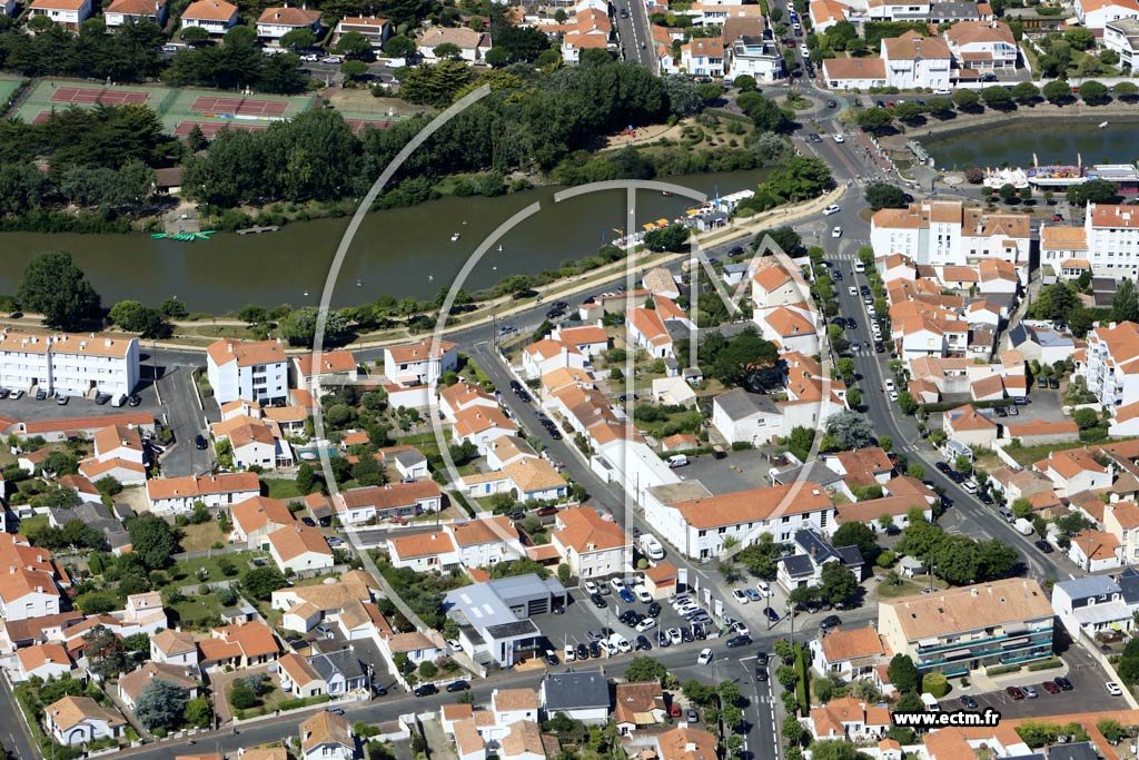 Photo arienne de Saint-Gilles-Croix-de-Vie (la Barre)