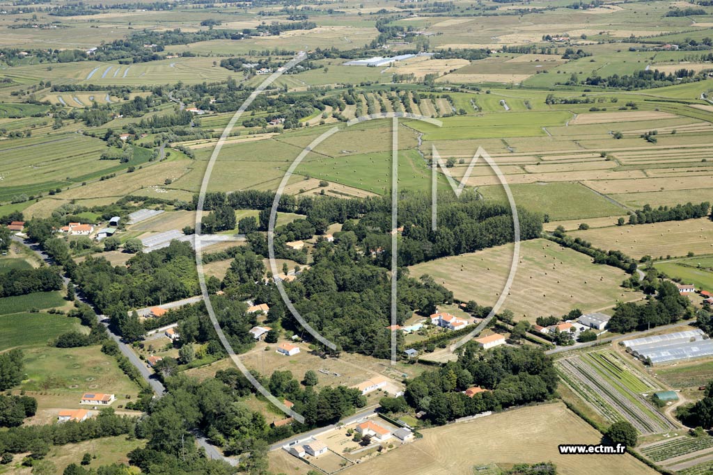 Photo arienne de Saint-Hilaire-de-Riez (Marais Breton)