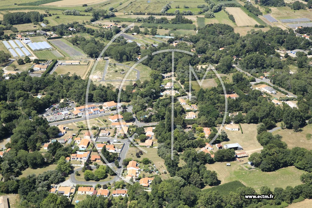 Photo arienne de Saint-Hilaire-de-Riez (Marais Breton)