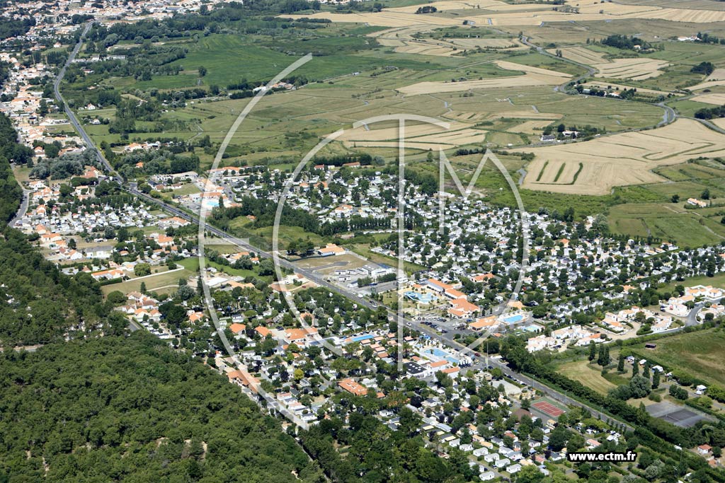Photo arienne de Saint-Jean-de-Monts (la Vacherie)