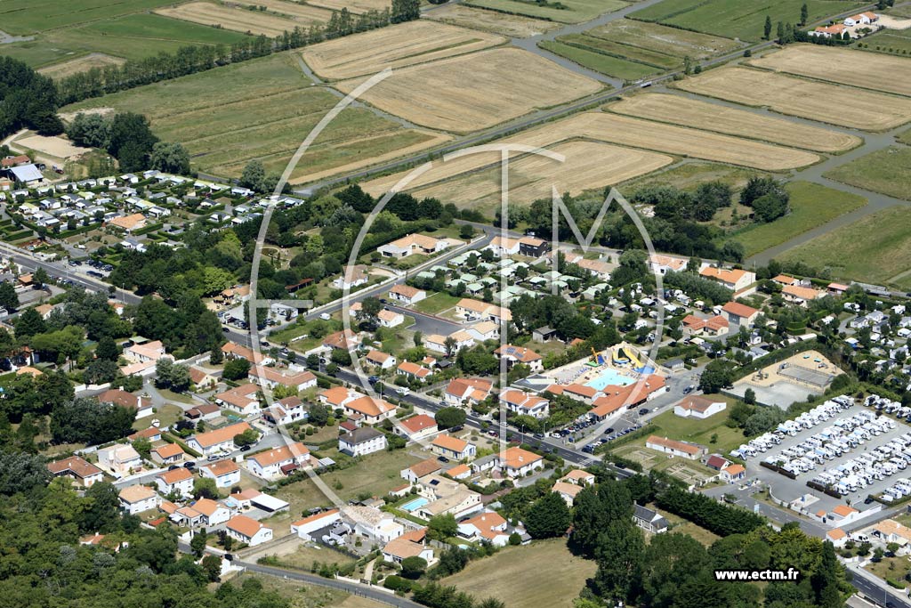 Photo arienne de Saint-Jean-de-Monts (le Bois Joly)