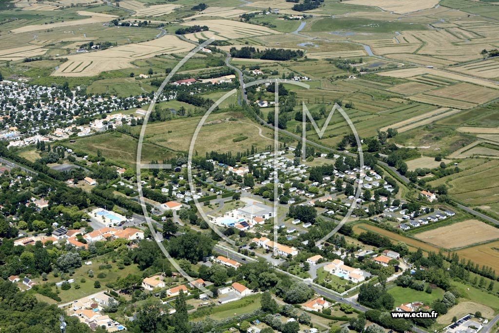 Photo arienne de Saint-Jean-de-Monts (les Amiauds - les Loires Cornires)