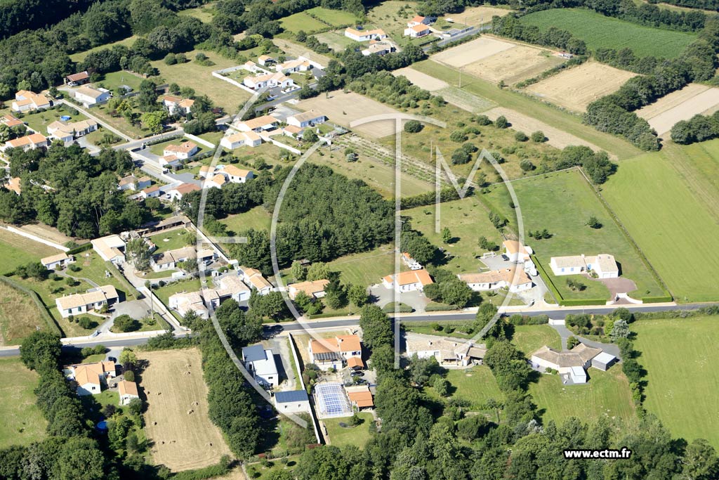 Photo arienne de Saint-Rvrend