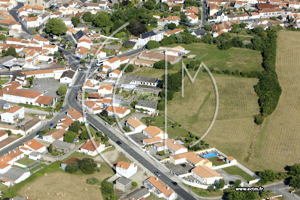 Photo arienne de Beauvoir-sur-Mer (Centre)