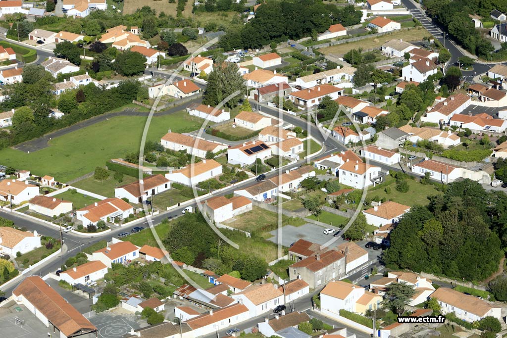 Photo arienne de Beauvoir-sur-Mer (Centre)