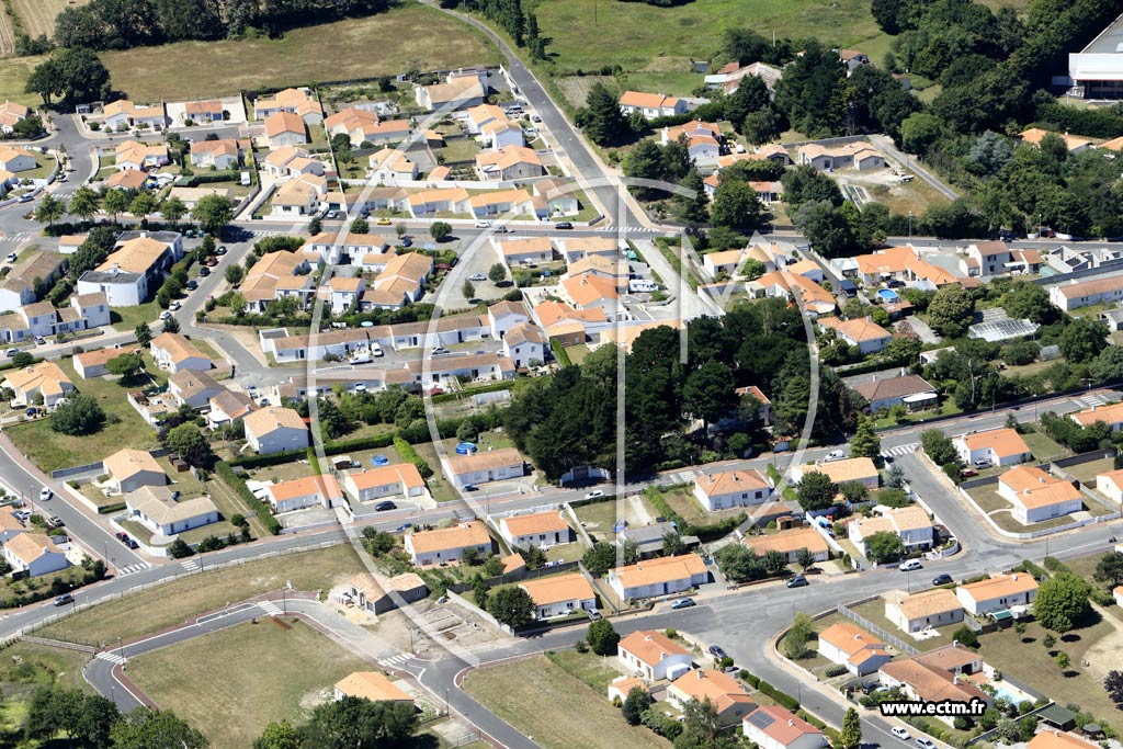 Photo arienne de Challans (le Landa)