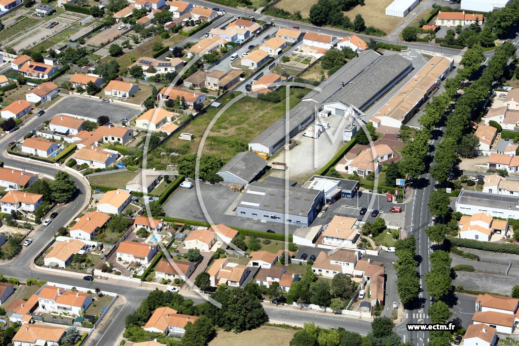 Photo arienne de Challans (le Landa)