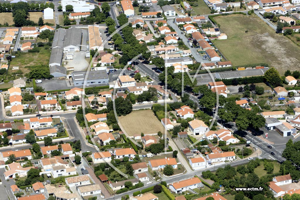 Photo arienne de Challans (le Landa)