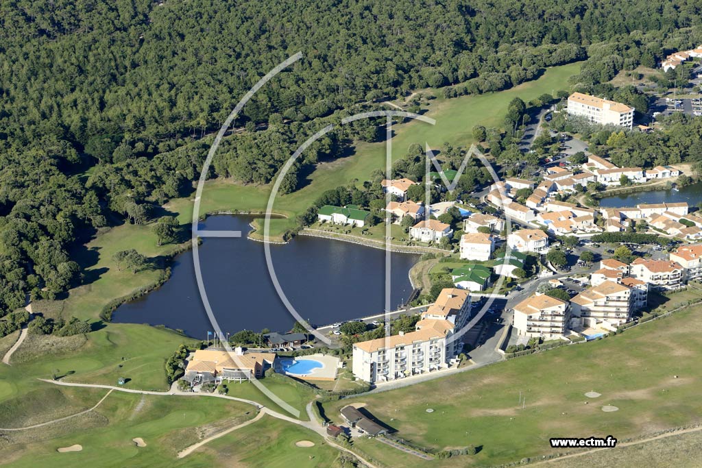 Photo arienne de Saint-Jean-de-Monts (la Pare Jsus)