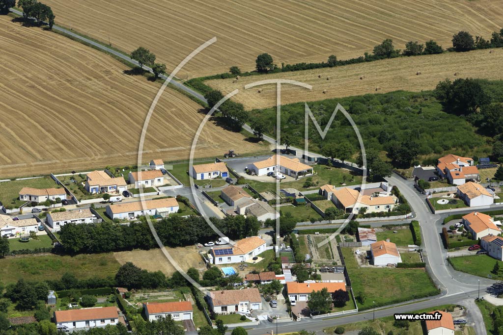 Photo arienne de Apremont