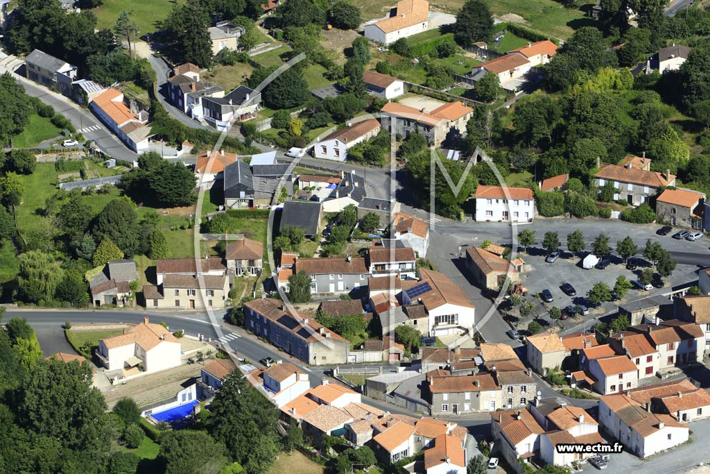 Photo arienne de Beaulieu-Sous-la-Roche