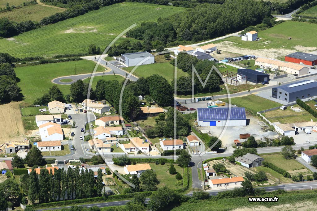 Photo arienne de Froidfond