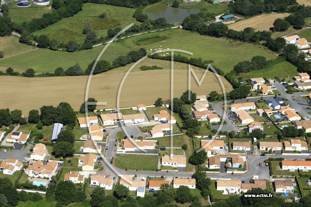 Photo arienne de Le Poir-sur-Vie