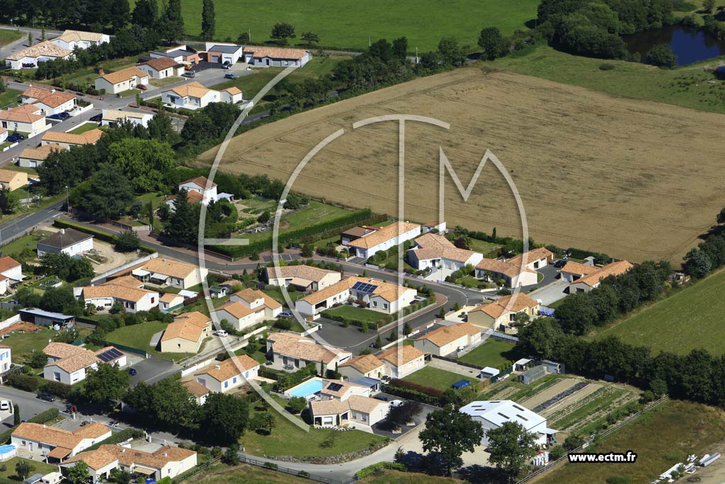 Photo arienne de Le Poir-sur-Vie