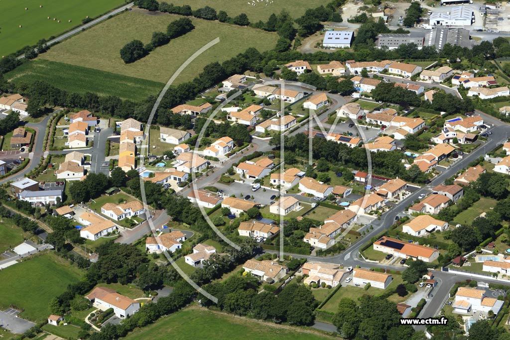 Photo arienne de Le Poir-sur-Vie