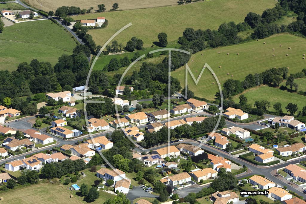 Photo arienne de Le Poir-sur-Vie