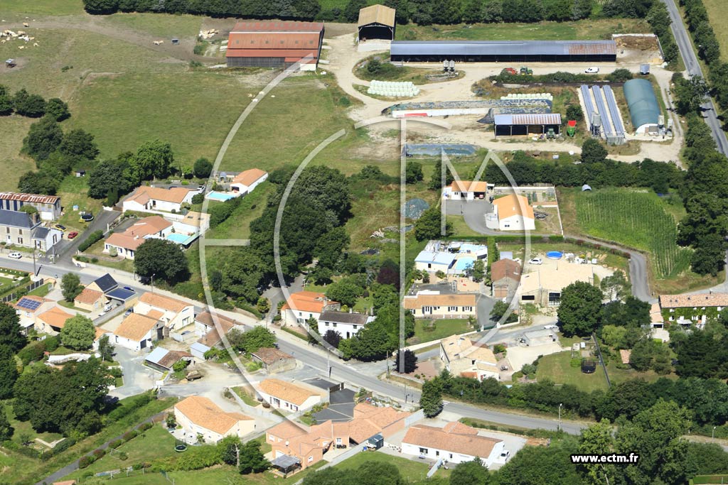 Photo arienne de Le Poir-sur-Vie