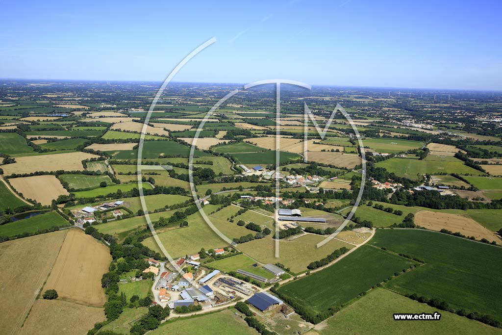 Photo arienne de Le Poir-sur-Vie (la Surie)