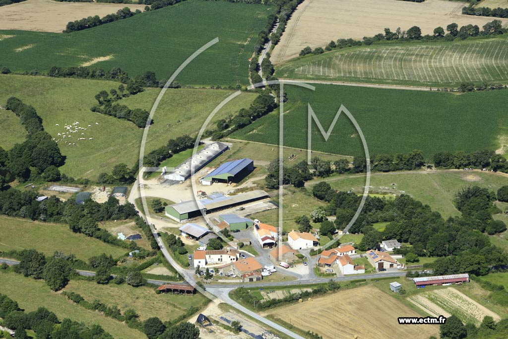 Photo arienne de Le Poir-sur-Vie (le Recrdit)