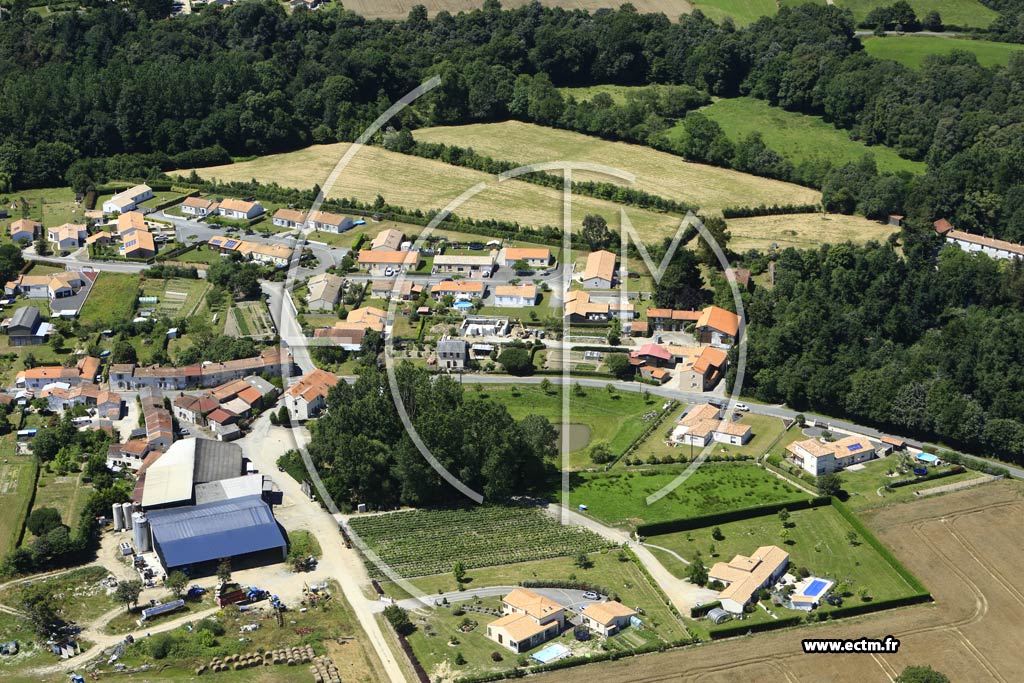 Photo arienne de Saint-tienne-du-Bois