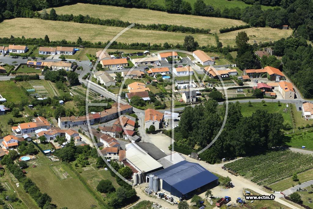 Photo arienne de Saint-tienne-du-Bois