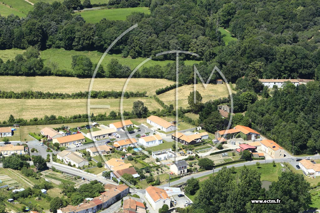 Photo arienne de Saint-tienne-du-Bois