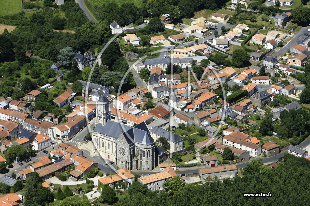 Photo arienne de Saint-tienne-du-Bois