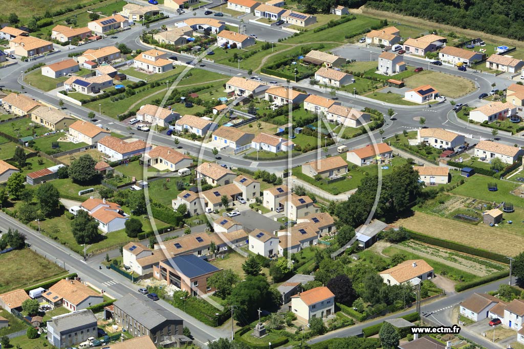 Photo arienne de Saint-tienne-du-Bois