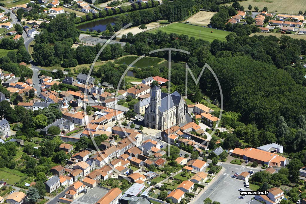 Photo arienne de Saint-tienne-du-Bois