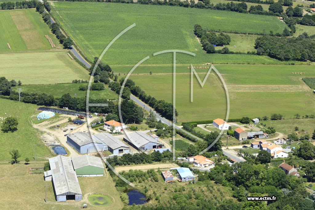 Photo arienne de Saint-tienne-du-Bois